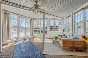 10409 Dunn Meadow Rd, Vienna, VA 22182 - Photo 80