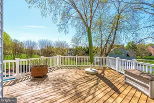 10409 Dunn Meadow Rd, Vienna, VA 22182 - Photo 68