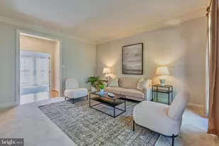 10409 Dunn Meadow Rd, Vienna, VA 22182 - Photo 8