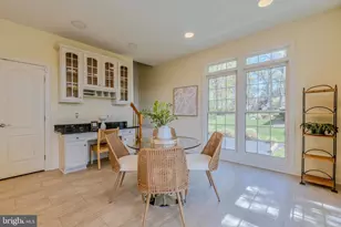 10409 Dunn Meadow Rd, Vienna, VA 22182 - Photo 26