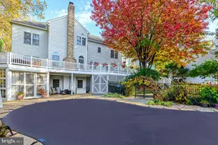 10409 Dunn Meadow Rd, Vienna, VA 22182 - Photo 30