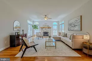 10409 Dunn Meadow Rd, Vienna, VA 22182 - Photo 14