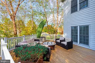 10409 Dunn Meadow Rd, Vienna, VA 22182 - Photo 8