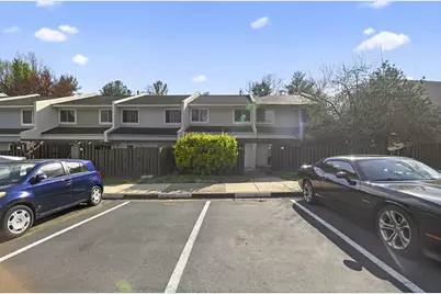 2434 Southgate Square, Reston, VA 20191 - Photo 4