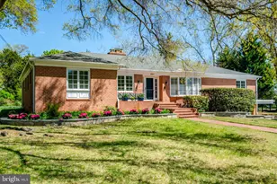8503 W Boulevard Dr, Alexandria, VA 22308 - Photo 1
