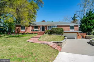 8503 W Boulevard Dr, Alexandria, VA 22308 - Photo 2