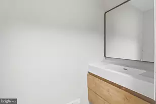 12136 Westwood Hills Dr, Herndon, VA 20171 - Photo 10