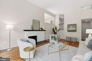 11556 Links Dr, Reston, VA 20190 - Photo 6