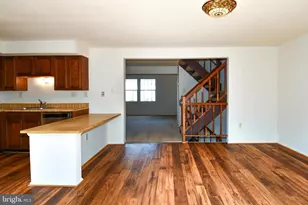 9803 Tara Ct, Burke, VA 22015 - Photo 24