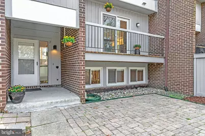 12021 Insha Court, Reston, VA 20191 - Photo 2