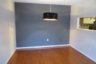 6925 Mary Caroline Cir, Alexandria, VA 22310 - Photo 8