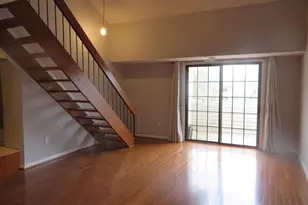 6925 Mary Caroline Cir, Alexandria, VA 22310 - Photo 8