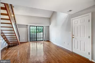 6925 Mary Caroline Cir, Alexandria, VA 22310 - Photo 12