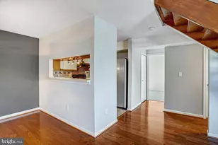 6925 Mary Caroline Cir, Alexandria, VA 22310 - Photo 14