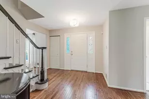 10417 Silk Oak Dr, Vienna, VA 22182 - Photo 8