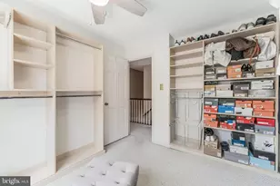 10417 Silk Oak Dr, Vienna, VA 22182 - Photo 46