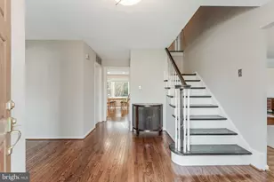 10417 Silk Oak Dr, Vienna, VA 22182 - Photo 6