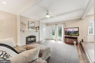 10417 Silk Oak Dr, Vienna, VA 22182 - Photo 22