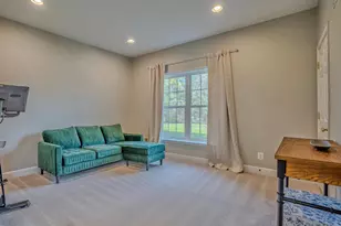 2520 Walnut Leaf Ln, Herndon, VA 20171 - Photo 6