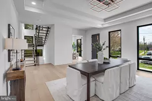 8313 Syracuse Cir, Vienna, VA 22180 - Photo 4