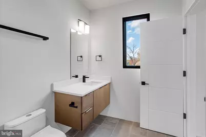 8313 Syracuse Circle, Vienna, VA 22180 - Photo 40