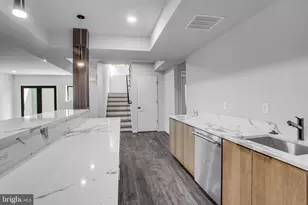 8313 Syracuse Cir, Vienna, VA 22180 - Photo 52