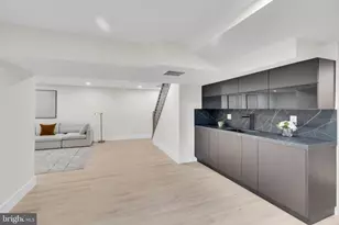 2524 Swift Run St, Vienna, VA 22180 - Photo 48