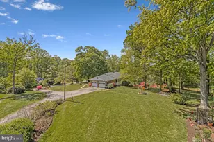 5655 Glenwood Dr, Alexandria, VA 22310 - Photo 10