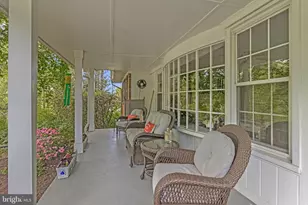 5655 Glenwood Dr, Alexandria, VA 22310 - Photo 4