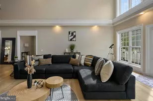 8937 Rhododendron Cir, Lorton, VA 22079 - Photo 18