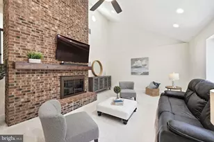 5006 Pheasant Ridge Rd, Fairfax, VA 22030 - Photo 8