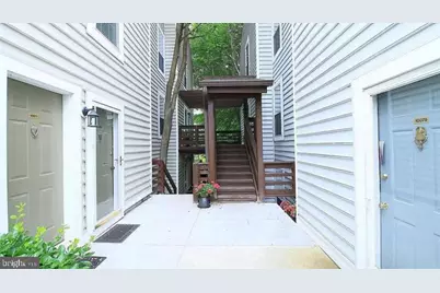 10087 Oakton Terrace Road, Oakton, VA 22124 - Photo 12