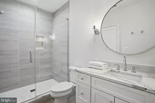 1142 Cameron Rd, Alexandria, VA 22308 - Photo 94