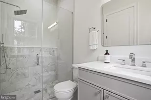 1142 Cameron Rd, Alexandria, VA 22308 - Photo 50