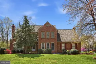 12903 Oak Lawn Pl, Herndon, VA 20171 - Photo 2