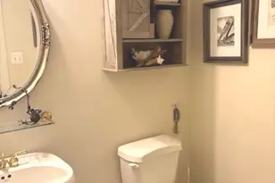 5924 Chesterbrook Rd, McLean, VA 22101 - Photo 14