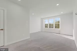 13270 Woodland Park Rd, Herndon, VA 20171 - Photo 12