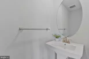 13270 Woodland Park Rd, Herndon, VA 20171 - Photo 10