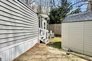 11209 Mobile Dr, Fairfax, VA 22030 - Photo 14