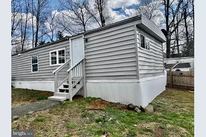 11209 Mobile Drive, Fairfax, VA 22030 - Photo 2