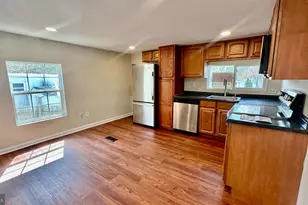11209 Mobile Dr, Fairfax, VA 22030 - Photo 8
