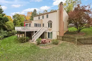 1912 Prelude Dr, Vienna, VA 22182 - Photo 6