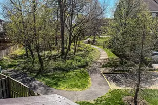 14647 Seasons Dr, Centreville, VA 20120 - Photo 32