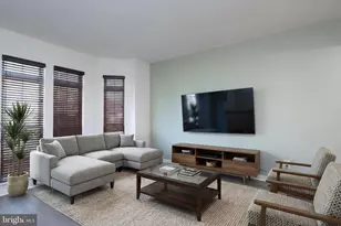 14647 Seasons Dr, Centreville, VA 20120 - Photo 6