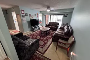 10225 Valentino Dr, Oakton, VA 22124 - Photo 4