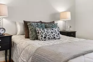 6451 Queen Anne Terrace, Falls Church, VA 22044 - Photo 22