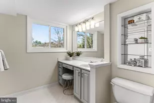 6451 Queen Anne Terrace, Falls Church, VA 22044 - Photo 36