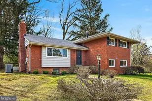 6451 Queen Anne Terrace, Falls Church, VA 22044 - Photo 4