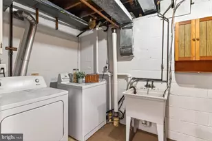 6451 Queen Anne Terrace, Falls Church, VA 22044 - Photo 42