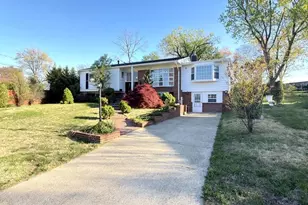 6423 Cabell Ct, Springfield, VA 22150 - Photo 8